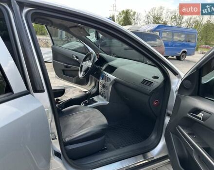 Серый Опель Астра, объемом двигателя 1.4 л и пробегом 178 тыс. км за 5500 $, фото 43 на Automoto.ua