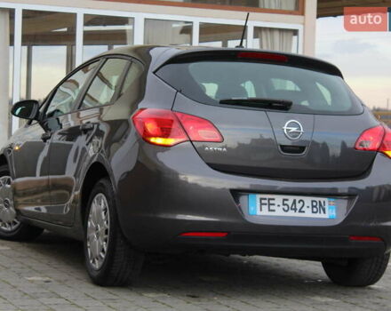 Серый Опель Астра, объемом двигателя 1.6 л и пробегом 193 тыс. км за 5890 $, фото 31 на Automoto.ua