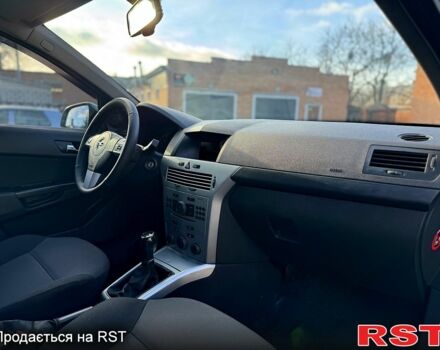 Серый Опель Астра, объемом двигателя 1.4 л и пробегом 187 тыс. км за 4900 $, фото 9 на Automoto.ua