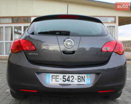 Серый Опель Астра, объемом двигателя 1.6 л и пробегом 193 тыс. км за 5890 $, фото 33 на Automoto.ua