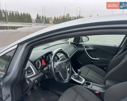 Опель Астра 2010 в Житомире на Automoto.ua Серый Опель Астра, объемом двигателя 1.7 л и пробегом 250 тыс. км за 7350 $, фото 22 на Automoto.ua