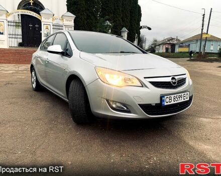 Серый Опель Астра, объемом двигателя 1.6 л и пробегом 250 тыс. км за 8000 $, фото 2 на Automoto.ua