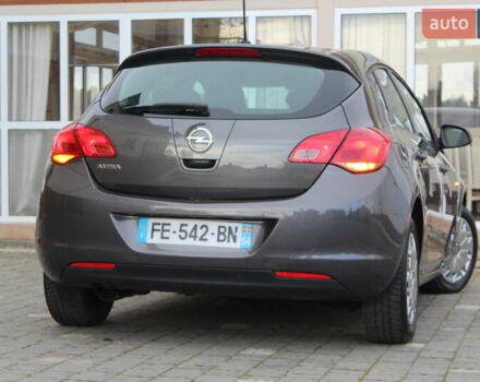 Серый Опель Астра, объемом двигателя 1.6 л и пробегом 193 тыс. км за 5890 $, фото 26 на Automoto.ua