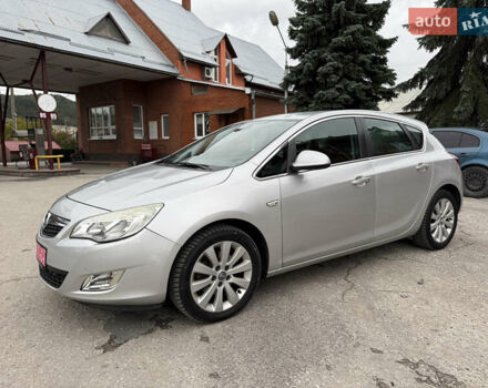 Сірий Опель Астра, об'ємом двигуна 1.6 л та пробігом 157 тис. км за 8000 $, фото 3 на Automoto.ua