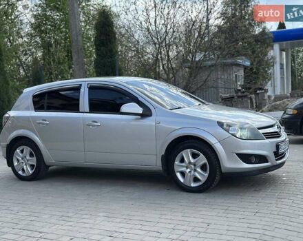 Серый Опель Астра, объемом двигателя 1.4 л и пробегом 178 тыс. км за 5500 $, фото 7 на Automoto.ua