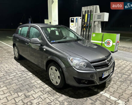 Серый Опель Астра, объемом двигателя 1.25 л и пробегом 303 тыс. км за 3500 $, фото 4 на Automoto.ua