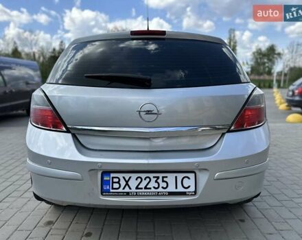 Серый Опель Астра, объемом двигателя 1.4 л и пробегом 178 тыс. км за 5500 $, фото 12 на Automoto.ua