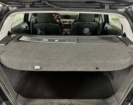 Опель Астра 2010 в Коломые на Automoto.ua Серый Опель Астра, объемом двигателя 1.25 л и пробегом 302 тыс. км за 4800 $, фото 1 на Automoto.ua