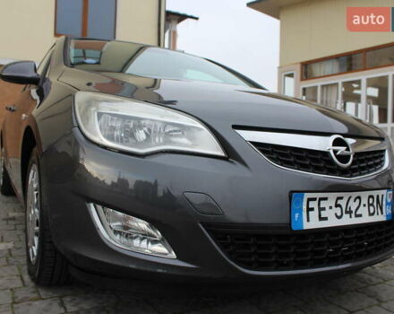 Серый Опель Астра, объемом двигателя 1.6 л и пробегом 193 тыс. км за 5890 $, фото 46 на Automoto.ua