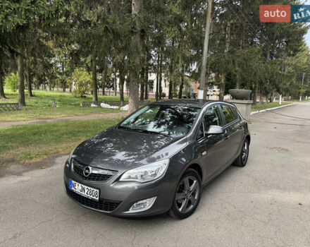 Серый Опель Астра, объемом двигателя 1.6 л и пробегом 187 тыс. км за 6900 $, фото 1 на Automoto.ua