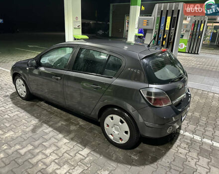 Серый Опель Астра, объемом двигателя 1.25 л и пробегом 303 тыс. км за 3500 $, фото 8 на Automoto.ua