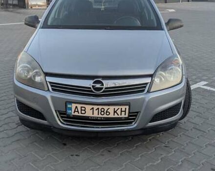 Серый Опель Астра, объемом двигателя 1.6 л и пробегом 132 тыс. км за 4500 $, фото 1 на Automoto.ua