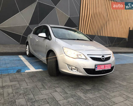 Сірий Опель Астра, об'ємом двигуна 1.6 л та пробігом 122 тис. км за 7850 $, фото 1 на Automoto.ua