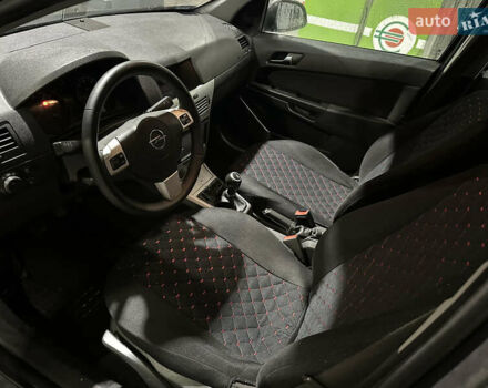Серый Опель Астра, объемом двигателя 1.25 л и пробегом 303 тыс. км за 3500 $, фото 14 на Automoto.ua
