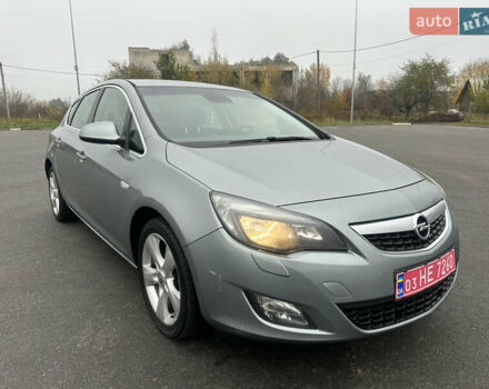 Опель Астра 2010 в Житомире на Automoto.ua Серый Опель Астра, объемом двигателя 1.7 л и пробегом 250 тыс. км за 7350 $, фото 16 на Automoto.ua