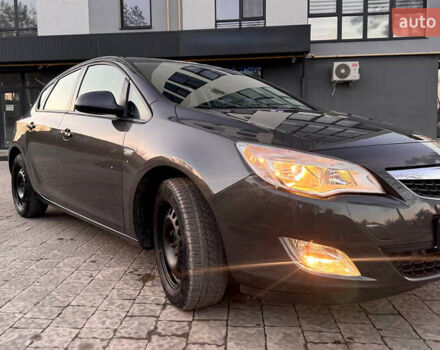 Сірий Опель Астра, об'ємом двигуна 1.6 л та пробігом 124 тис. км за 8800 $, фото 3 на Automoto.ua