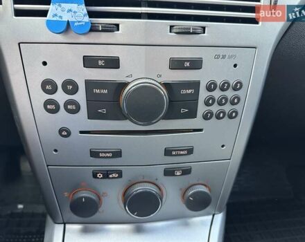 Серый Опель Астра, объемом двигателя 1.4 л и пробегом 178 тыс. км за 5500 $, фото 46 на Automoto.ua