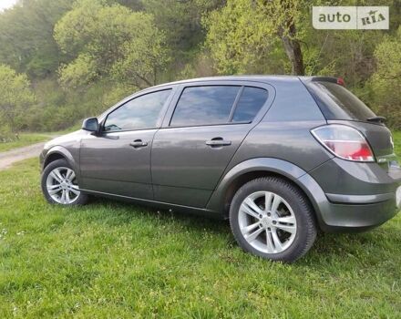 Опель Астра 2010 в Ужгороде на Automoto.ua Серый Опель Астра, объемом двигателя 1.4 л и пробегом 172 тыс. км за 5300 $, фото 9 на Automoto.ua