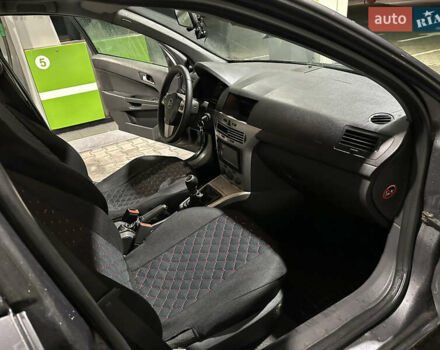 Серый Опель Астра, объемом двигателя 1.25 л и пробегом 303 тыс. км за 3500 $, фото 20 на Automoto.ua