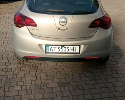 Опель Астра 2010 у Івано-Франківську на Automoto.ua Сірий Опель Астра, об'ємом двигуна 1.6 л та пробігом 129 тис. км за 8400 $, фото 2 на Automoto.ua