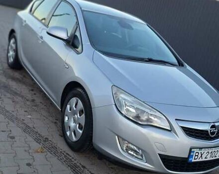 Серый Опель Астра, объемом двигателя 1.3 л и пробегом 329 тыс. км за 5500 $, фото 12 на Automoto.ua