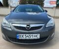 Серый Опель Астра, объемом двигателя 1.4 л и пробегом 212 тыс. км за 6400 $, фото 4 на Automoto.ua