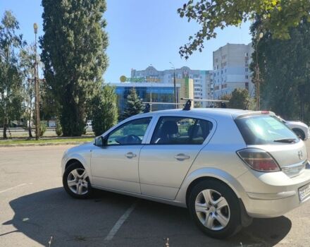 Серый Опель Астра, объемом двигателя 1.6 л и пробегом 117 тыс. км за 6000 $, фото 3 на Automoto.ua