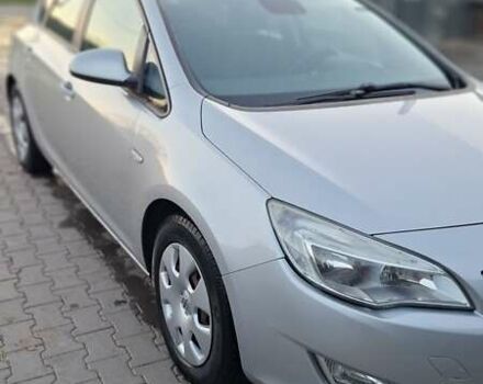 Серый Опель Астра, объемом двигателя 1.3 л и пробегом 329 тыс. км за 5500 $, фото 16 на Automoto.ua