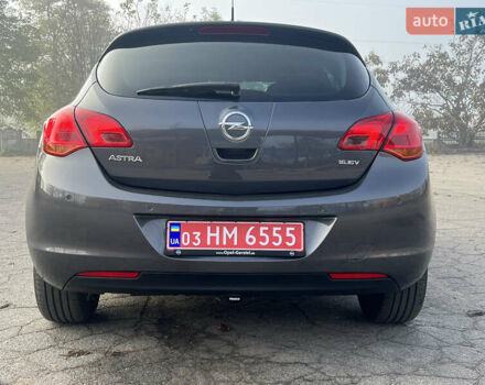 Серый Опель Астра, объемом двигателя 0 л и пробегом 171 тыс. км за 7500 $, фото 52 на Automoto.ua