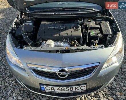 Серый Опель Астра, объемом двигателя 2 л и пробегом 213 тыс. км за 7500 $, фото 16 на Automoto.ua