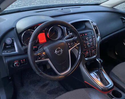 Серый Опель Астра, объемом двигателя 1.96 л и пробегом 332 тыс. км за 6700 $, фото 7 на Automoto.ua