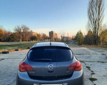 Серый Опель Астра, объемом двигателя 1.69 л и пробегом 342 тыс. км за 7800 $, фото 7 на Automoto.ua