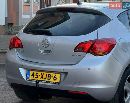 Сірий Опель Астра, об'ємом двигуна 1.4 л та пробігом 239 тис. км за 5999 $, фото 50 на Automoto.ua