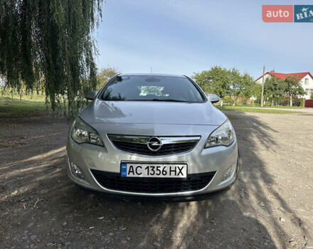 Сірий Опель Астра, об'ємом двигуна 1.6 л та пробігом 228 тис. км за 8290 $, фото 1 на Automoto.ua