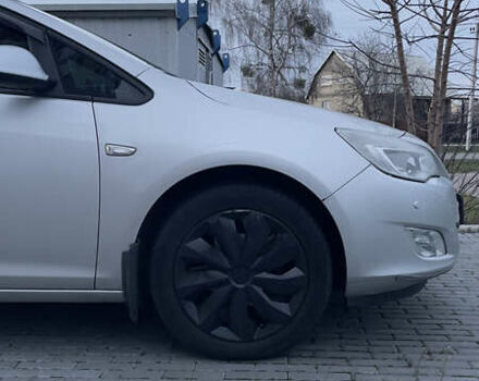 Сірий Опель Астра, об'ємом двигуна 1.6 л та пробігом 297 тис. км за 7000 $, фото 5 на Automoto.ua