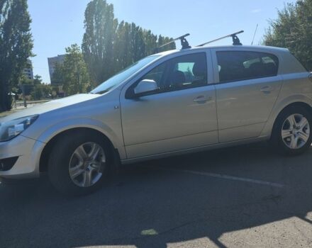 Серый Опель Астра, объемом двигателя 1.6 л и пробегом 117 тыс. км за 6000 $, фото 2 на Automoto.ua