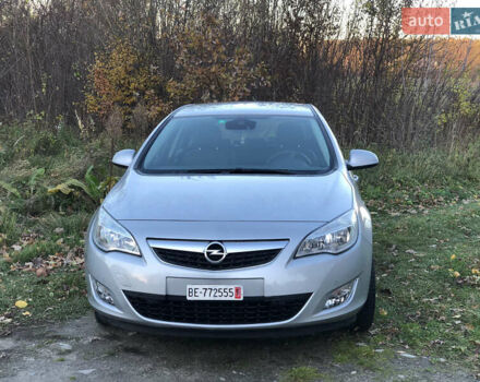 Сірий Опель Астра, об'ємом двигуна 1.6 л та пробігом 135 тис. км за 8650 $, фото 3 на Automoto.ua