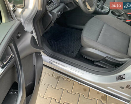 Серый Опель Астра, объемом двигателя 1.3 л и пробегом 231 тыс. км за 6650 $, фото 31 на Automoto.ua