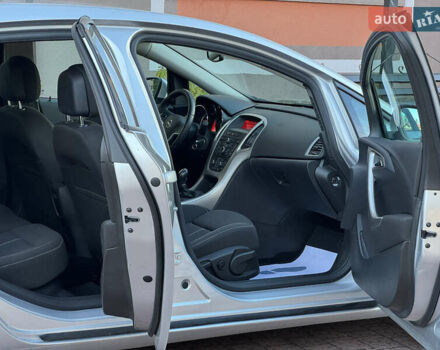 Сірий Опель Астра, об'ємом двигуна 1.4 л та пробігом 239 тис. км за 5999 $, фото 70 на Automoto.ua