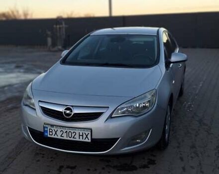 Серый Опель Астра, объемом двигателя 1.3 л и пробегом 329 тыс. км за 5500 $, фото 3 на Automoto.ua