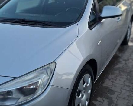 Серый Опель Астра, объемом двигателя 1.3 л и пробегом 329 тыс. км за 5500 $, фото 15 на Automoto.ua