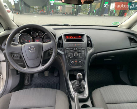 Серый Опель Астра, объемом двигателя 1.3 л и пробегом 231 тыс. км за 6650 $, фото 21 на Automoto.ua