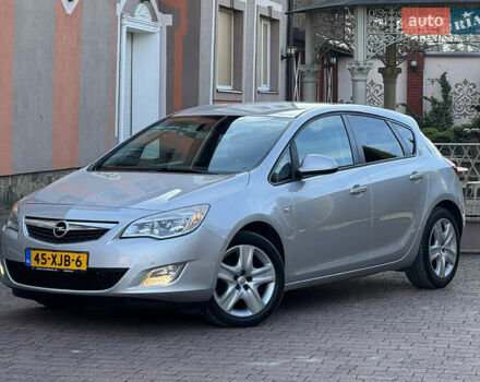 Сірий Опель Астра, об'ємом двигуна 1.4 л та пробігом 239 тис. км за 5999 $, фото 2 на Automoto.ua
