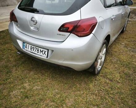 Серый Опель Астра, объемом двигателя 1.36 л и пробегом 120 тыс. км за 6000 $, фото 3 на Automoto.ua