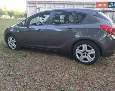 Серый Опель Астра, объемом двигателя 1.4 л и пробегом 210 тыс. км за 6200 $, фото 4 на Automoto.ua