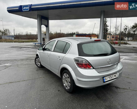 Сірий Опель Астра, об'ємом двигуна 1.6 л та пробігом 146 тис. км за 6000 $, фото 3 на Automoto.ua