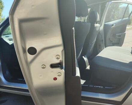 Серый Опель Астра, объемом двигателя 1.6 л и пробегом 117 тыс. км за 6000 $, фото 11 на Automoto.ua