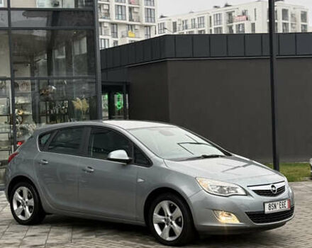 Серый Опель Астра, объемом двигателя 1.4 л и пробегом 259 тыс. км за 6400 $, фото 10 на Automoto.ua