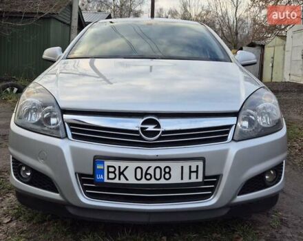 Сірий Опель Астра, об'ємом двигуна 1.6 л та пробігом 135 тис. км за 6200 $, фото 2 на Automoto.ua