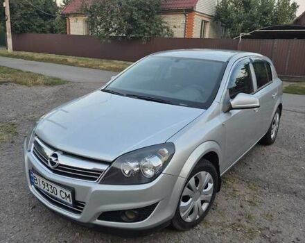 Серый Опель Астра, объемом двигателя 1.6 л и пробегом 197 тыс. км за 7000 $, фото 1 на Automoto.ua